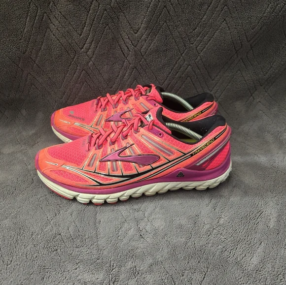 Brooks Transcend Ultimate Ride Running Shoes Womens Sz 9.5 Athletic Sneaker Pink - Picture 2 of 9